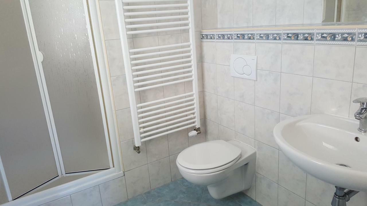 Lipno Apartmany Frymburk Ii. Eksteriør billede