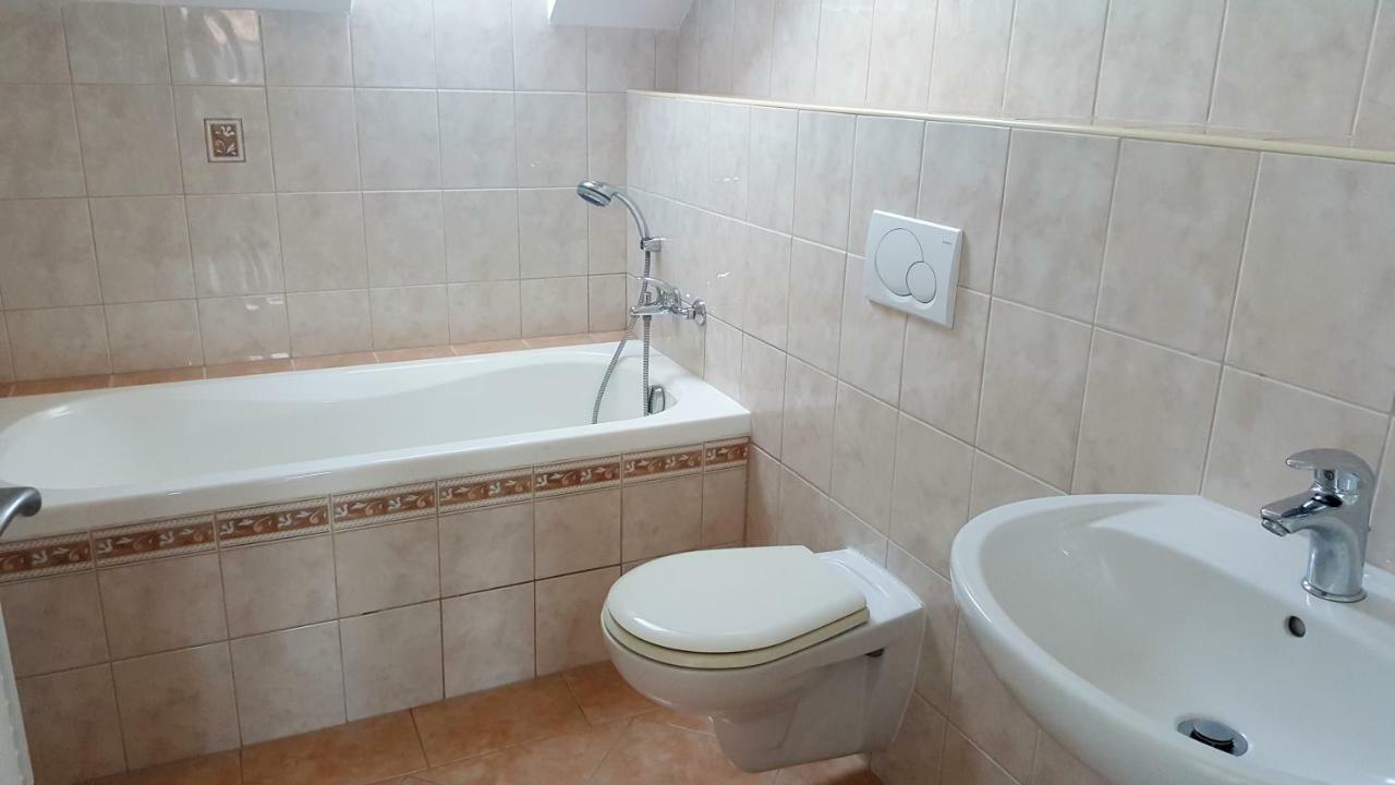 Lipno Apartmany Frymburk Ii. Eksteriør billede
